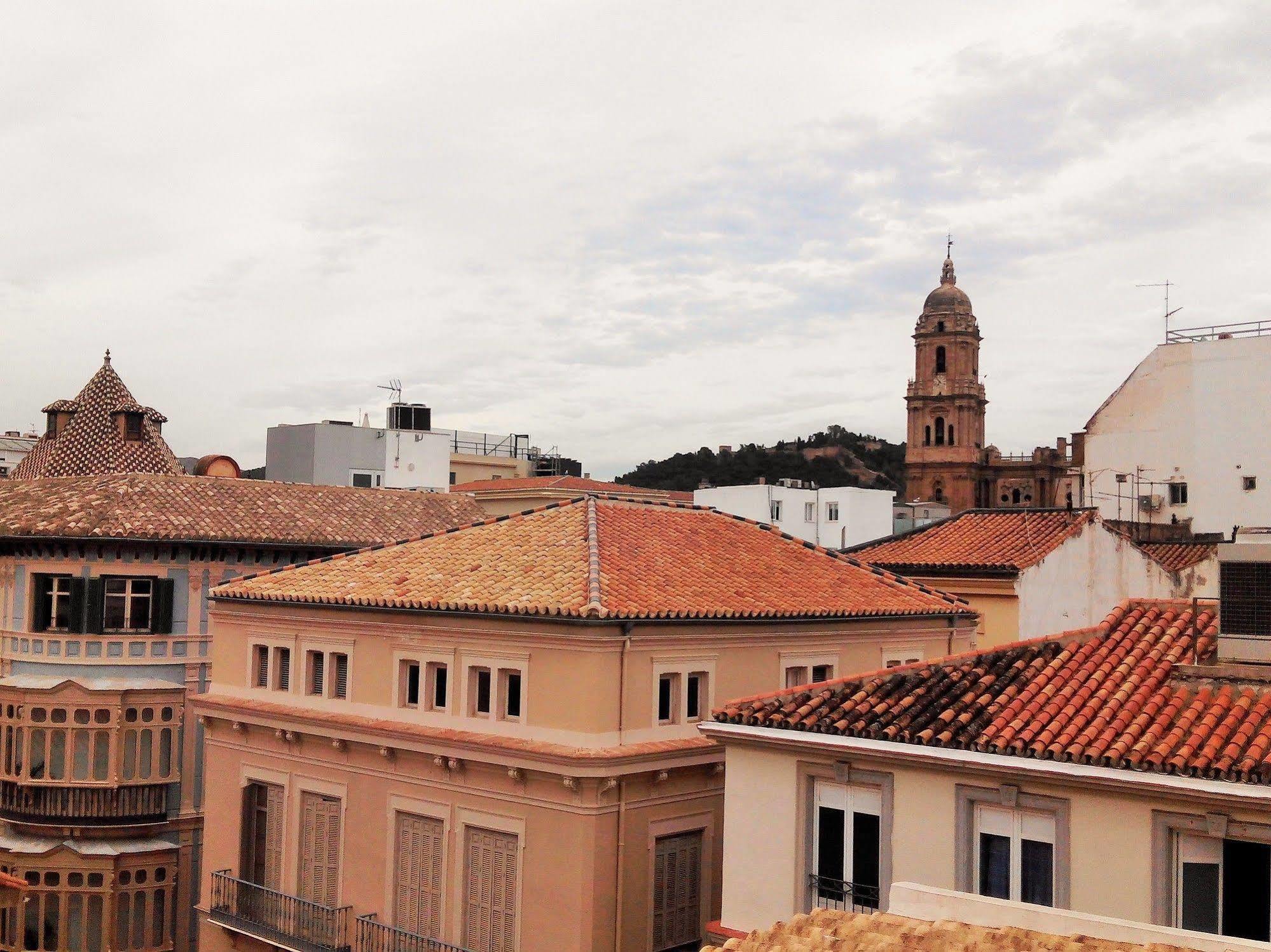 Apartamentos Decada Málaga Dış mekan fotoğraf