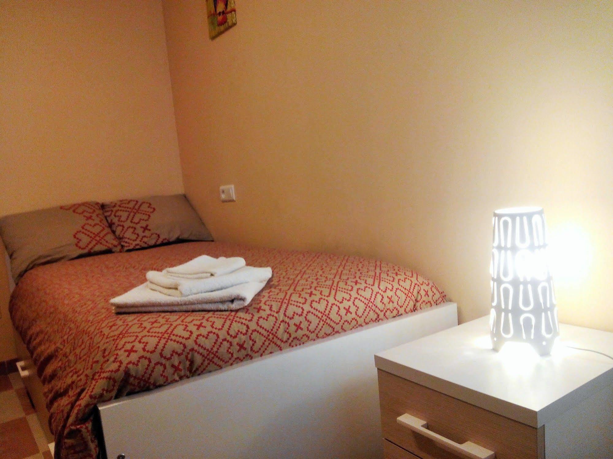 Apartamentos Decada Málaga Dış mekan fotoğraf